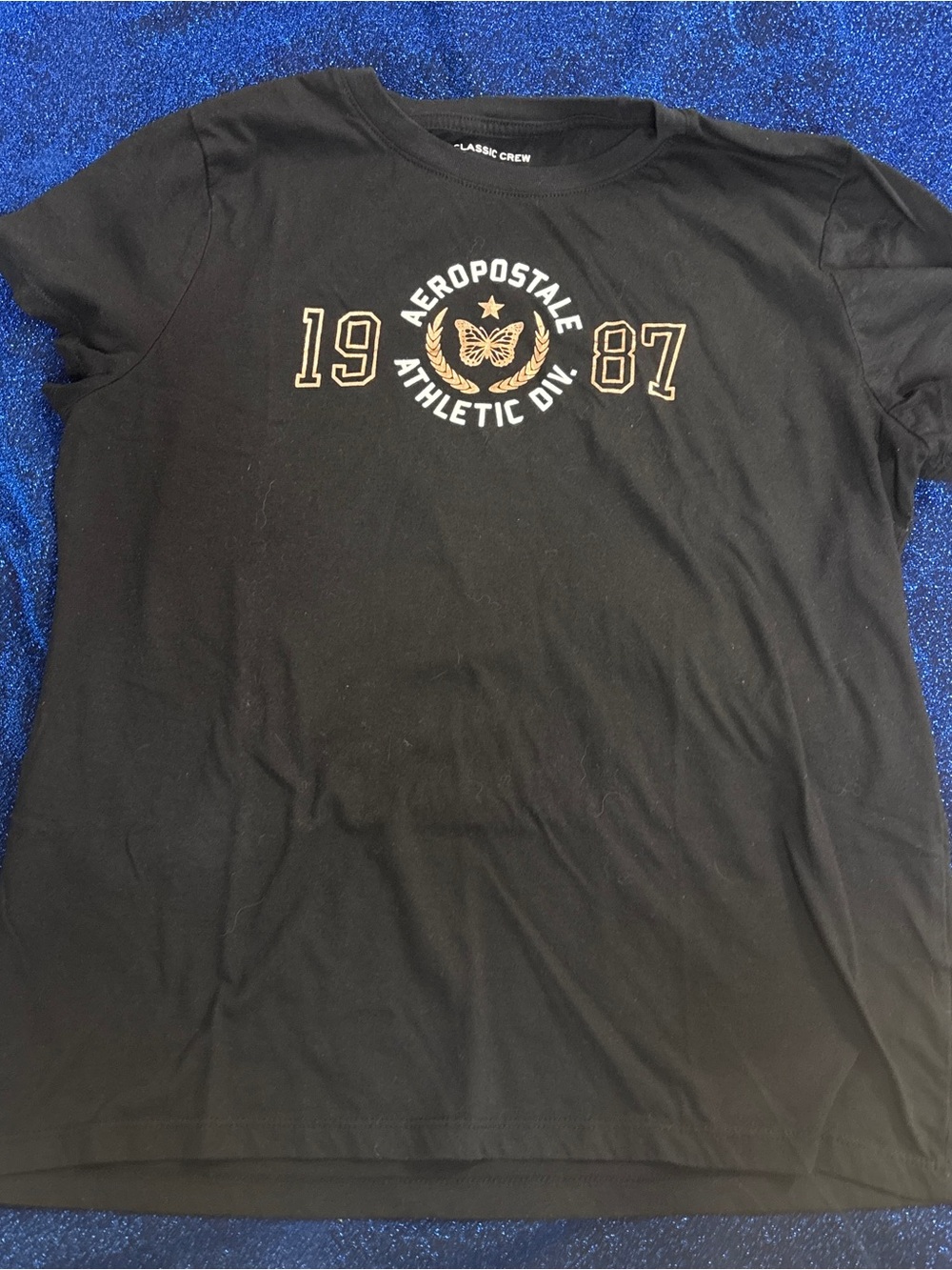 Aeropostale Black Short-Sleeve Graphic Tee with Gold Accent